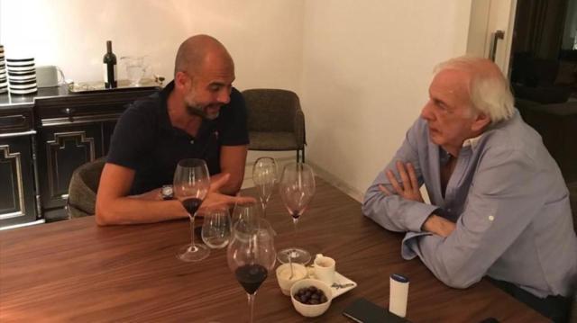 星空电竞-瓜迪奥拉悼念梅诺蒂：阿根廷足球最伟大的领路人