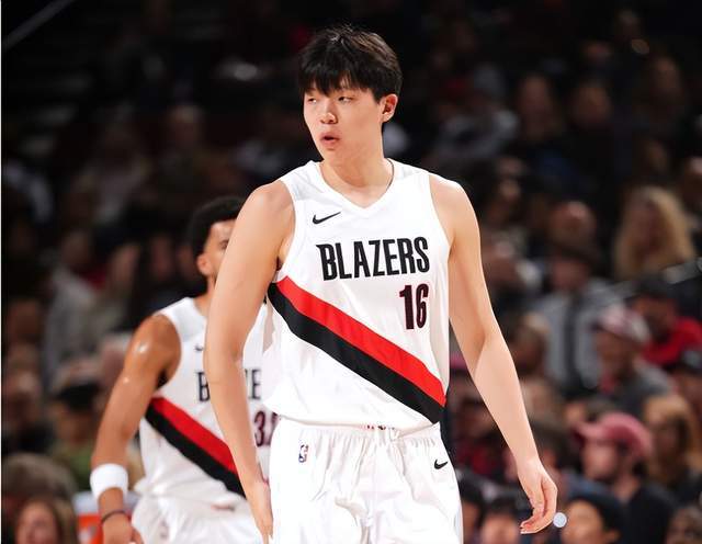 S14全球总决赛竞猜-开拓者大胜老鹰，杨瀚森未出场却迎坏消息：竞争对手里斯状态出色