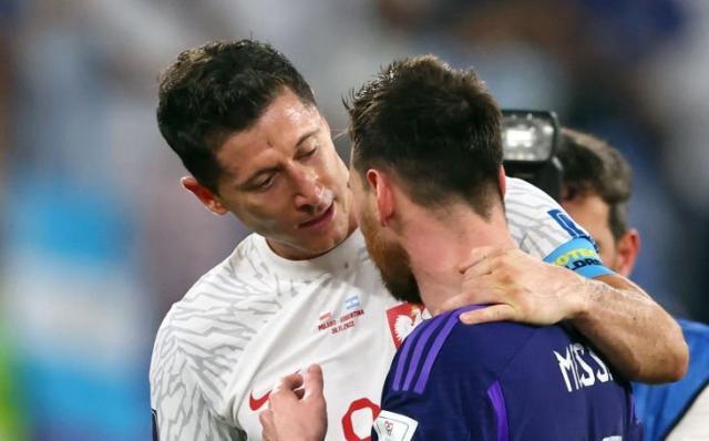 星空电竞官方网站-【辣评】法国战胜了波兰，莱万战胜了自己